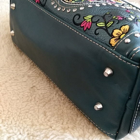 Montana West Blingy Sugar Skull Turquoise Shoulder Bag - Picture 3 of 12